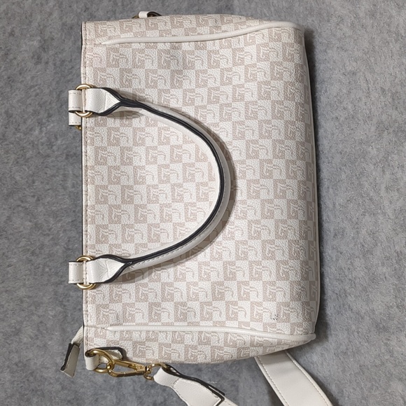 Juicy Couture Miss Juicy Satchel White Shoulder Bag - Picture 3 of 11